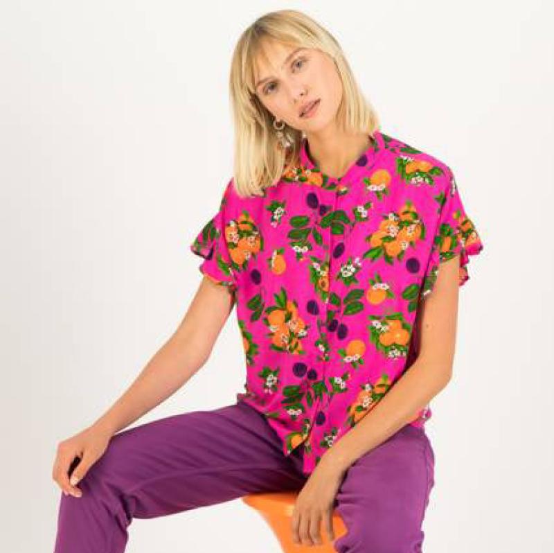 Cubistic Romance Shortsleeve Blouse - Blutsgeschwister