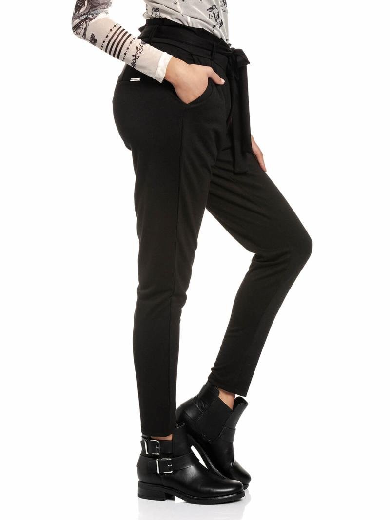 Preppy Paperback Pants - Vive Maria