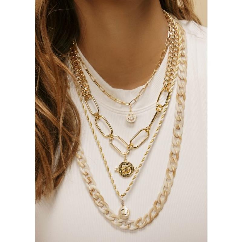 Safari Charm - Mya Bay