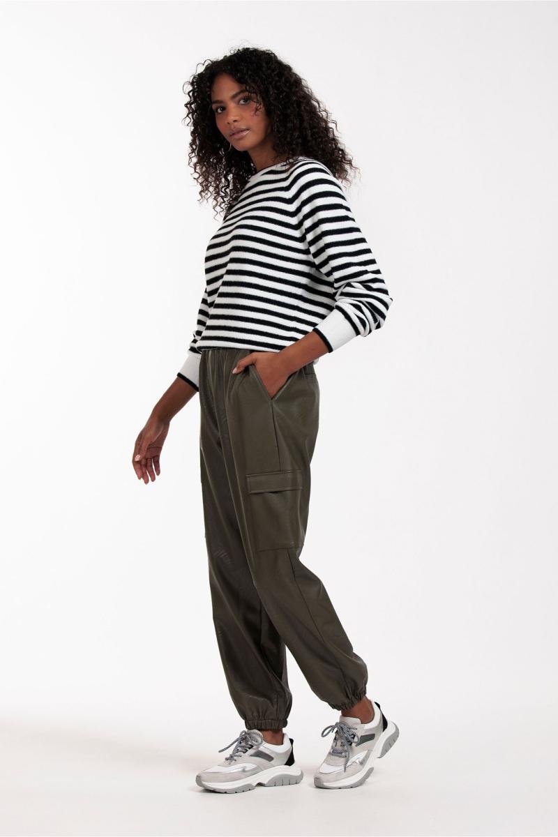 Evi leather cargo trousers - Studio Anneloes
