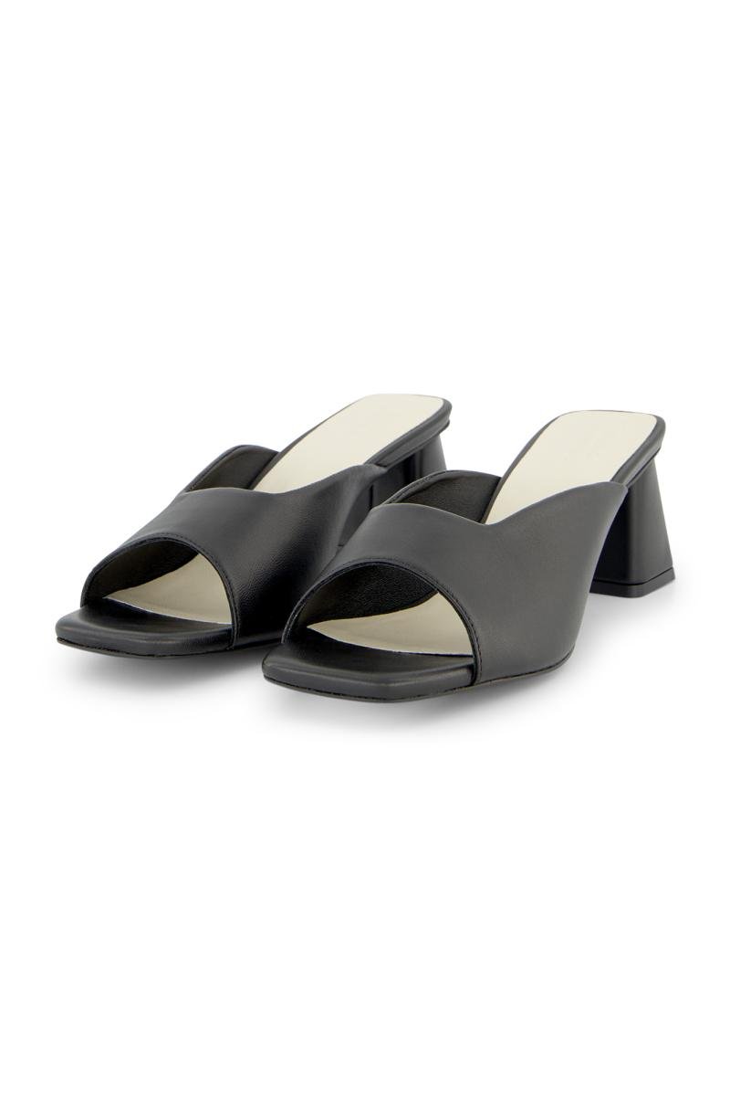 Maureen mid heel sandals - Studio Anneloes