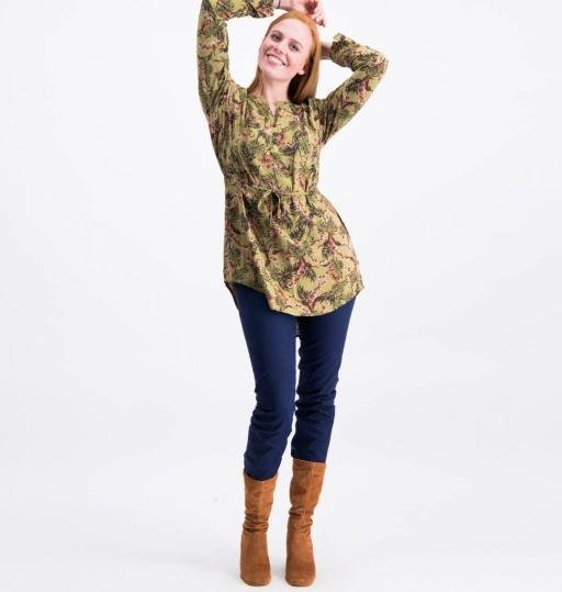 Back In The Saddle Tunique 2 - Blutsgeschwister - Alternatieve afbeelding