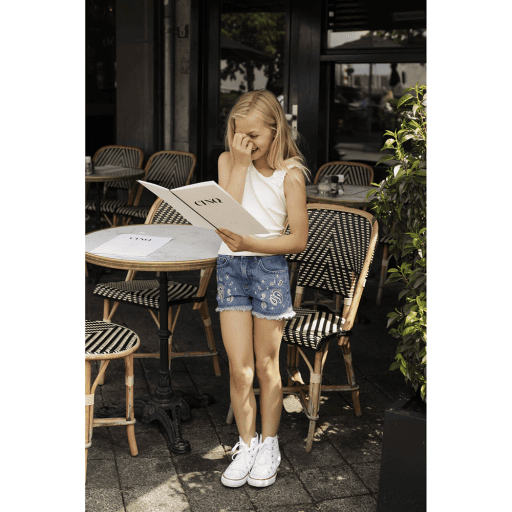 AM.Elena.02 - Ammehoela - Alternatieve afbeelding