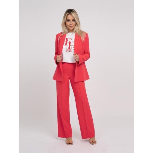 Avril Blazer